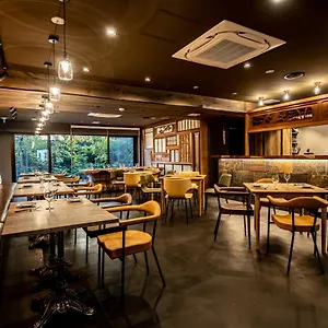 hotel-banister-kyoto.hotels-in-kyoto.org/